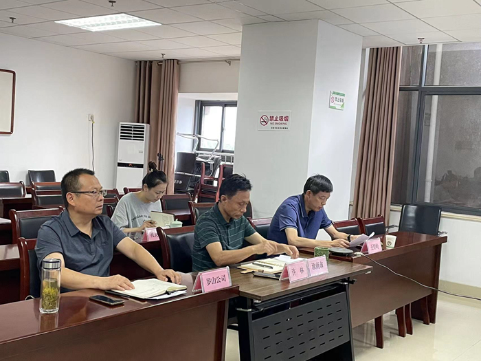 羅山儲(chǔ)備庫(kù)參加全省政府儲(chǔ)備小麥?zhǔn)召?gòu)工作調(diào)度會(huì)并作經(jīng)驗(yàn)交流發(fā)言